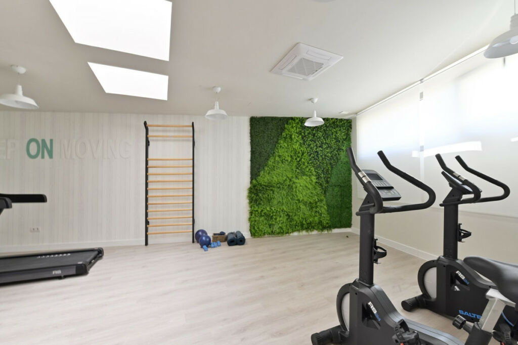 Middle Floor Apartment Benalmadena Málaga - image 30