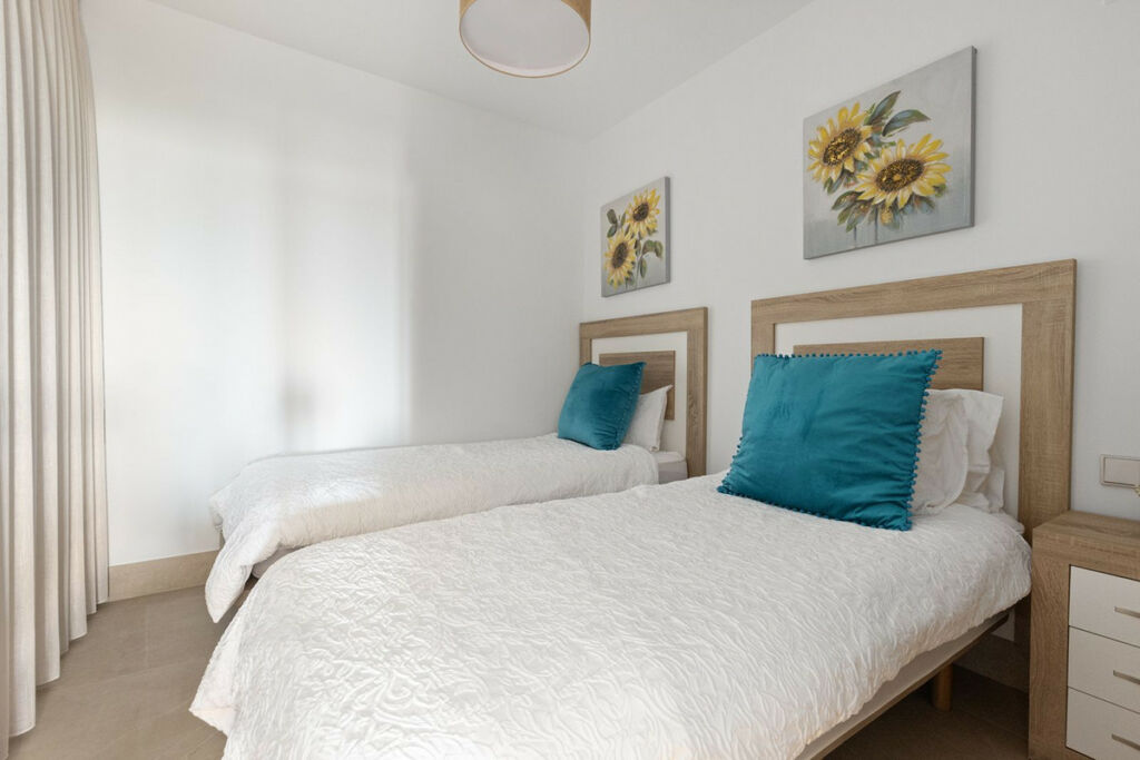 Middle Floor Apartment Casares Playa Málaga - image 31