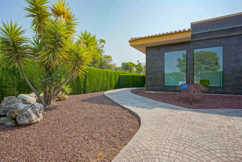 Detached Villa Javea Alicante - image 31