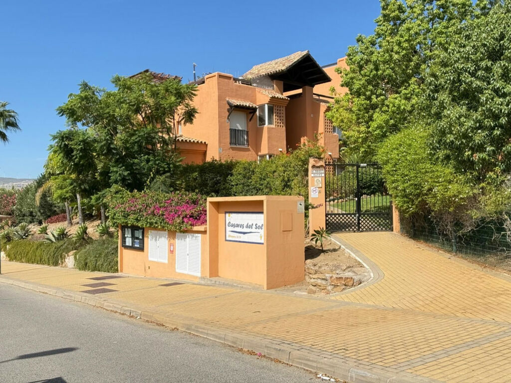 Penthouse Casares Málaga - image 31
