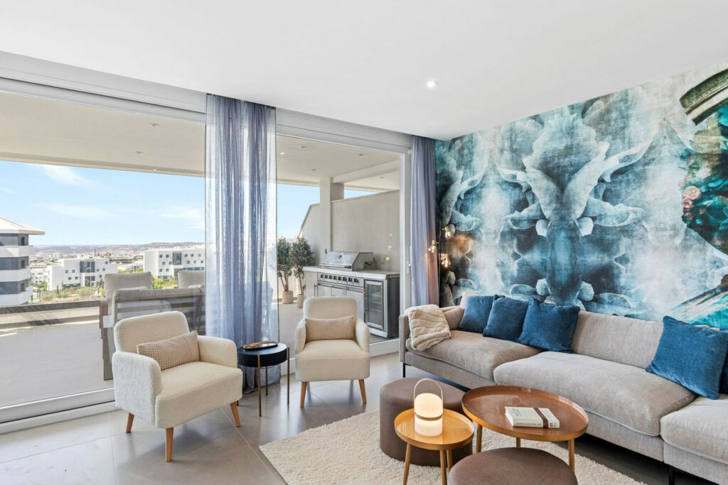 Middle Floor Apartment Higueron Málaga - image 31