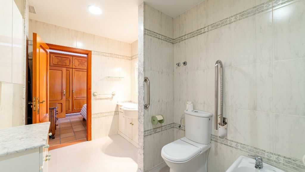 Detached Villa Campoamor Alicante - image 31