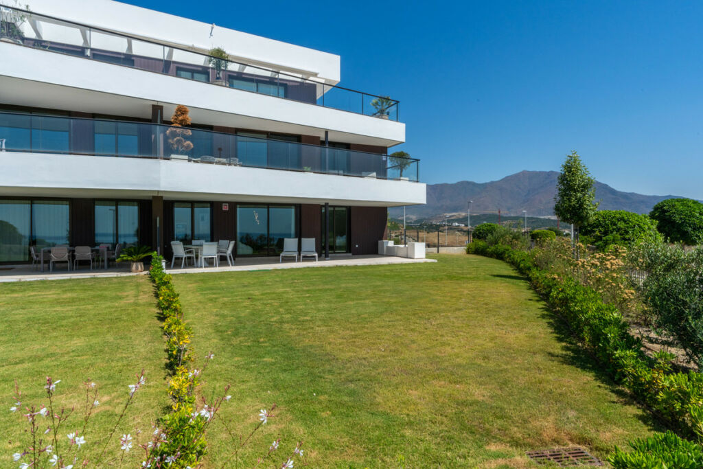 Ground Floor Apartment Casares Málaga - image 31