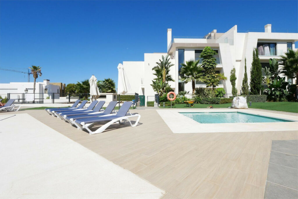 Ground Floor Apartment Cabopino Málaga - image 31