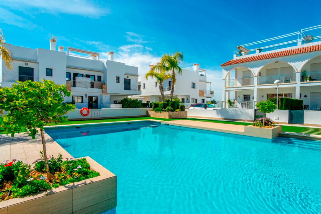 Penthouse Dona Pepa Alicante - image 31