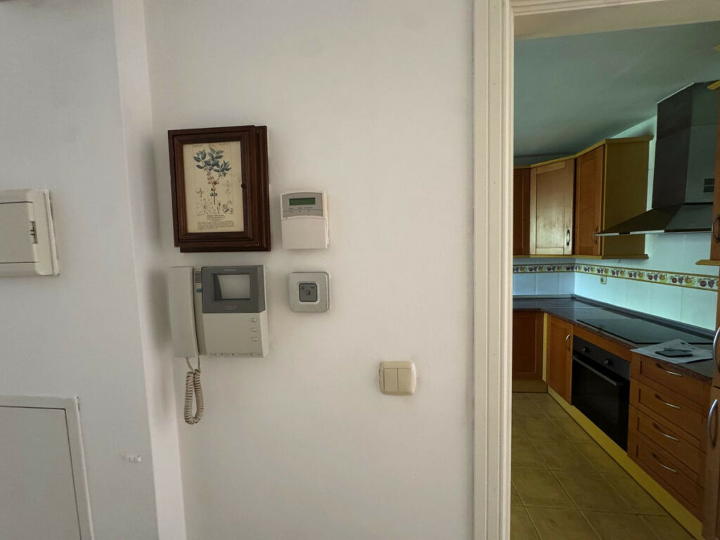 Middle Floor Apartment Las Brisas Málaga - image 31