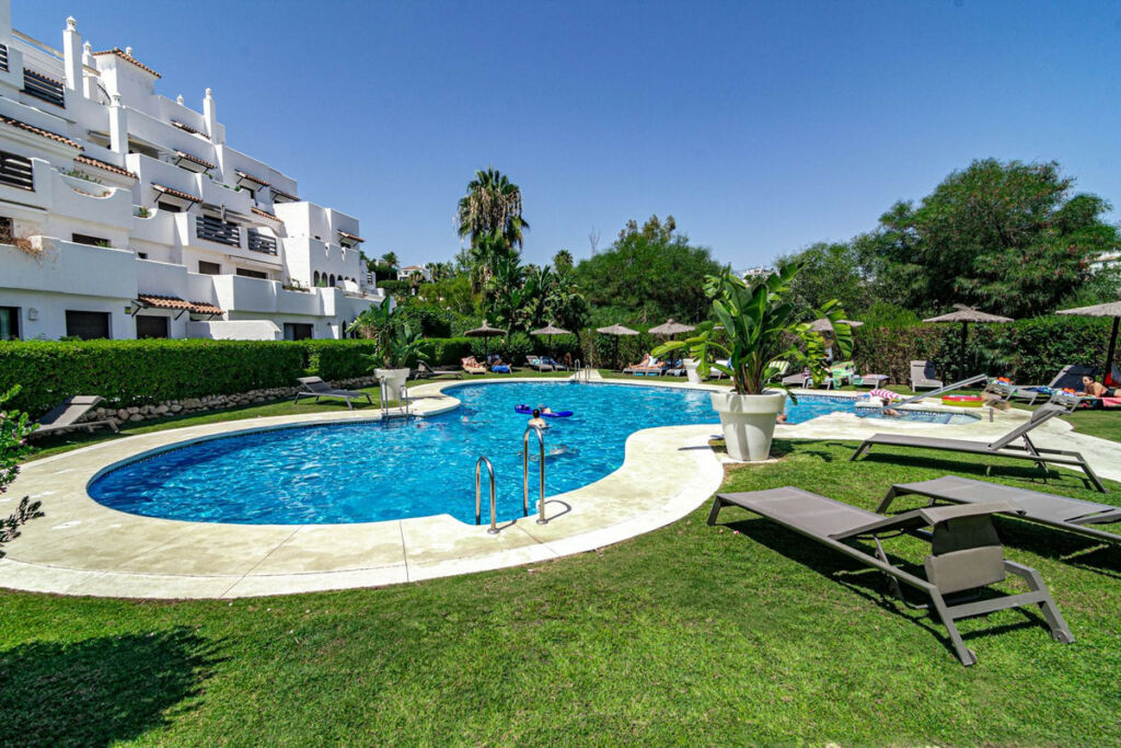 Ground Floor Apartment Selwo Málaga - image 31