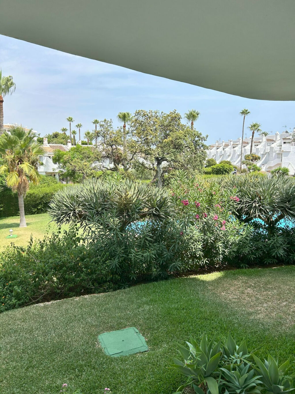 Middle Floor Apartment Calahonda Málaga - image 31
