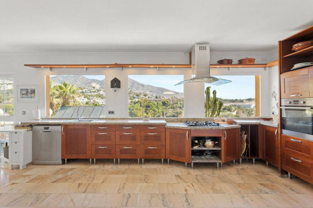 Detached Villa Torremuelle Málaga - image 31