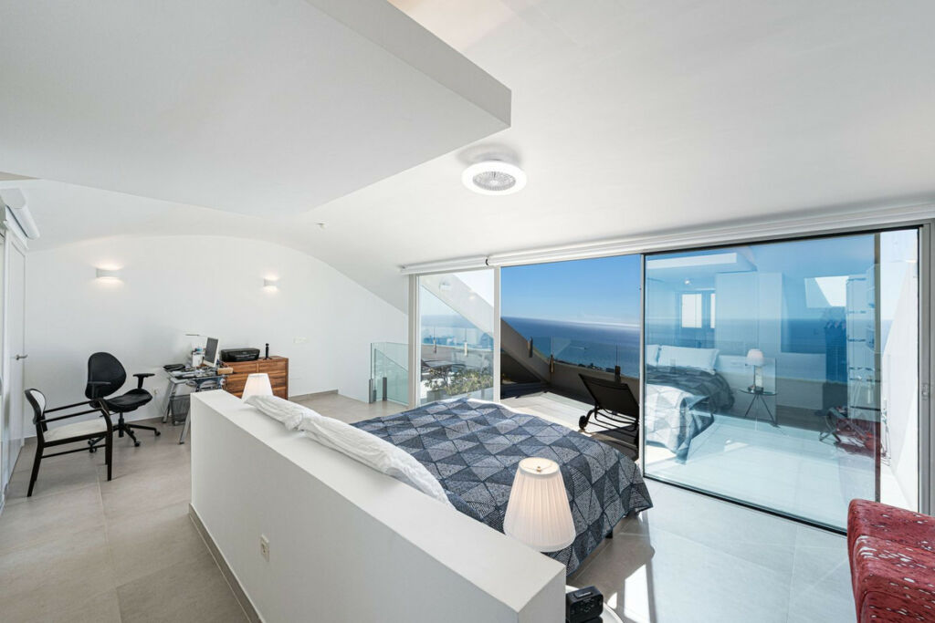 Penthouse Duplex Benalmadena Málaga - image 31