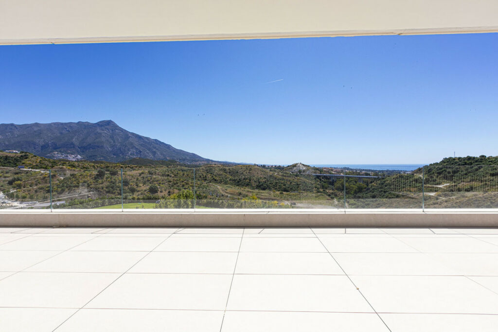 Middle Floor Apartment Benahavís Málaga - image 31