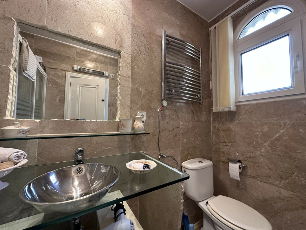 Detached Villa Villamartin Alicante - image 31