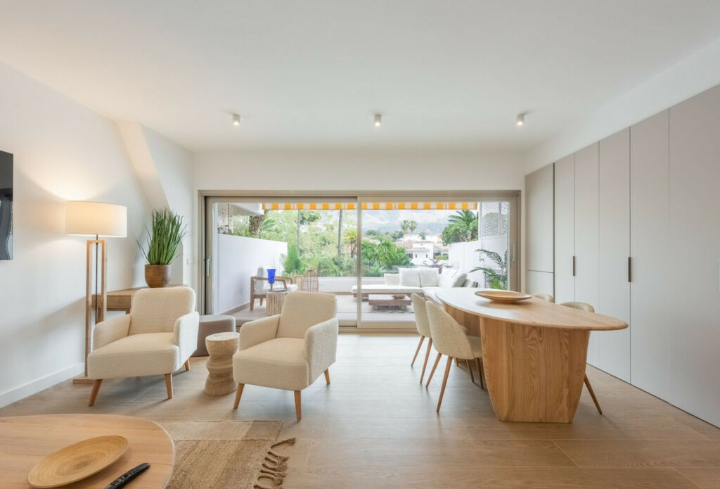 Middle Floor Apartment The Golden Mile Málaga - image 31