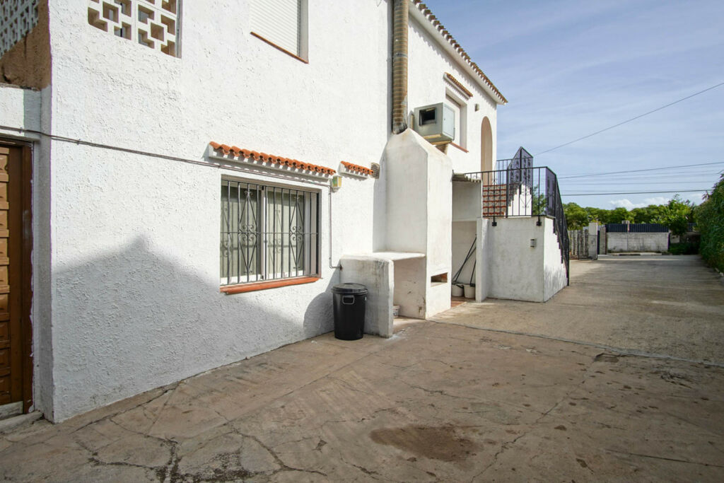 Detached Villa Denia Alicante - image 31