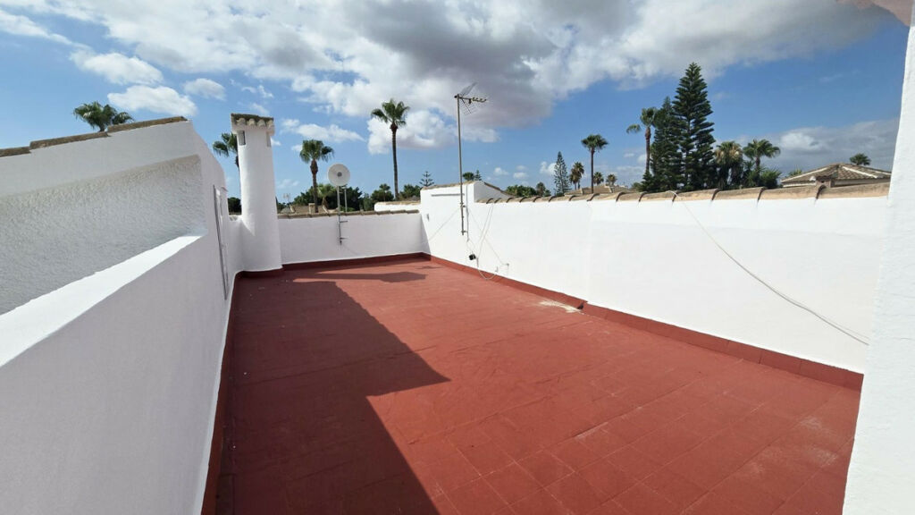 Detached Villa Ciudad Quesada Alicante - image 31