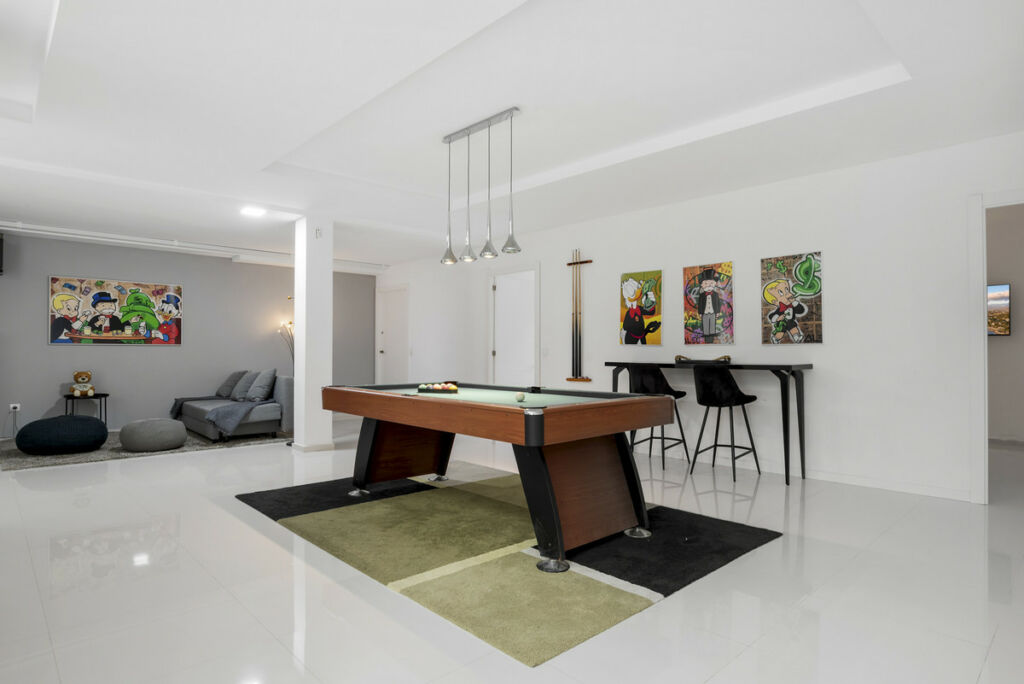 Detached Villa Nueva Andalucía Málaga - image 31