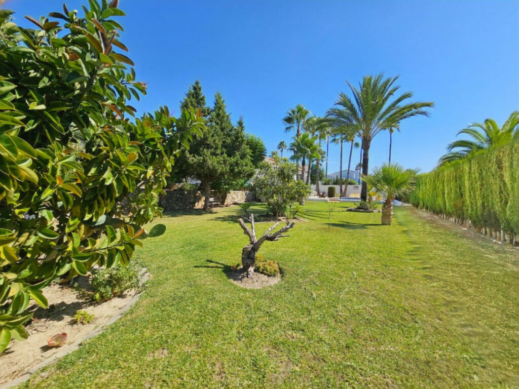 Detached Villa Javea Alicante - image 31
