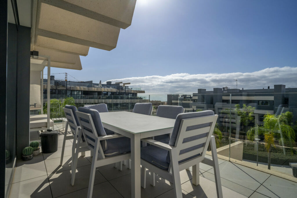 Middle Floor Apartment Estepona Málaga - image 32