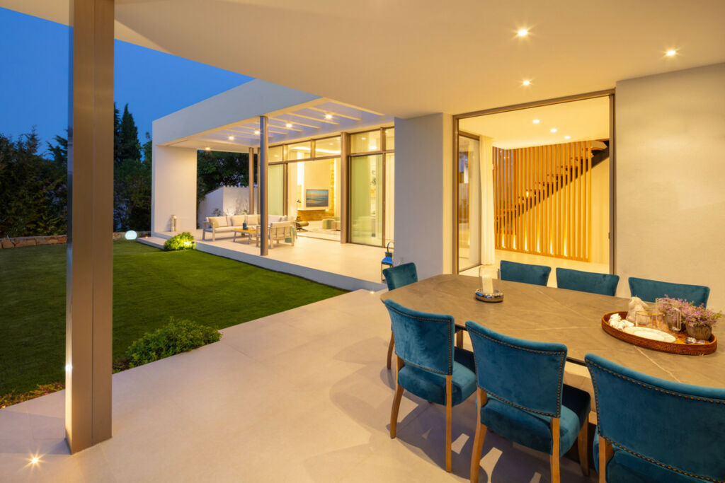 Detached Villa Aloha Málaga - image 32