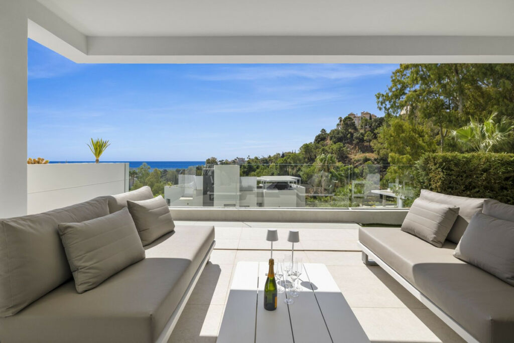 Ground Floor Apartment Benahavís Málaga - image 32