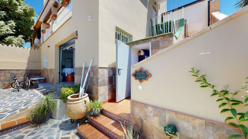 Semi-Detached House Torre del Mar Málaga - image 32