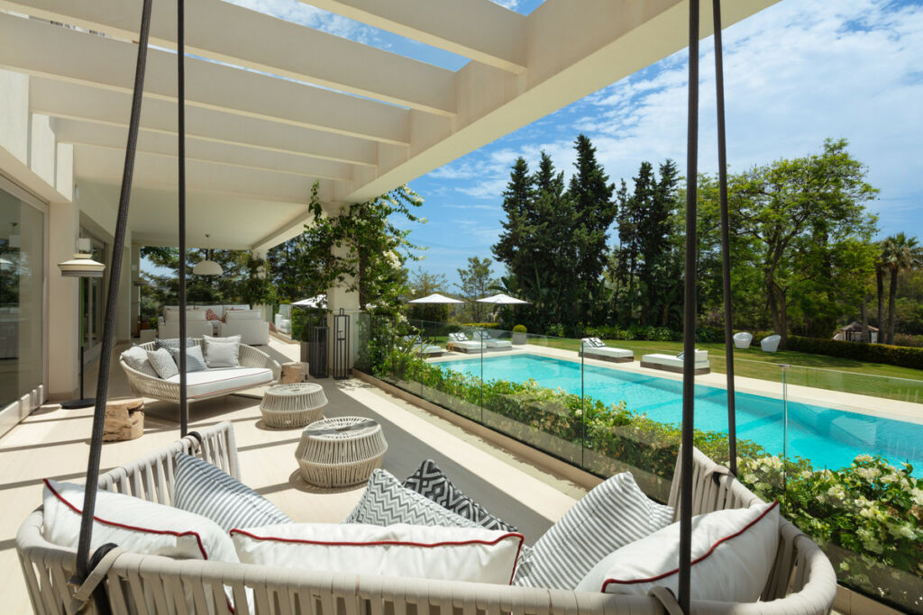 Detached Villa Aloha Málaga - image 32