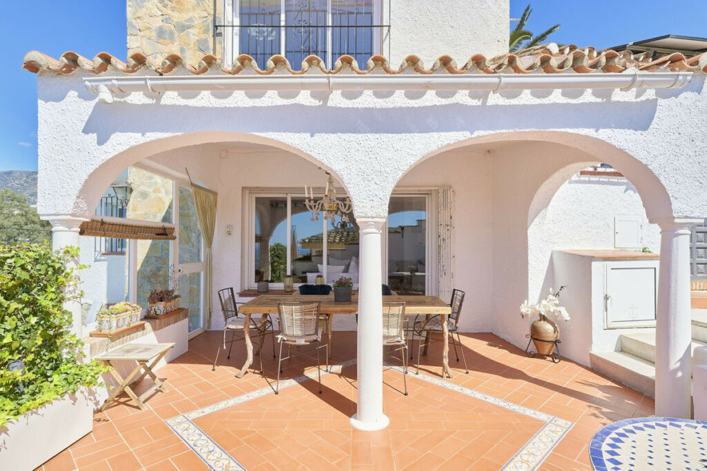 Detached Villa Fuengirola Málaga - image 32