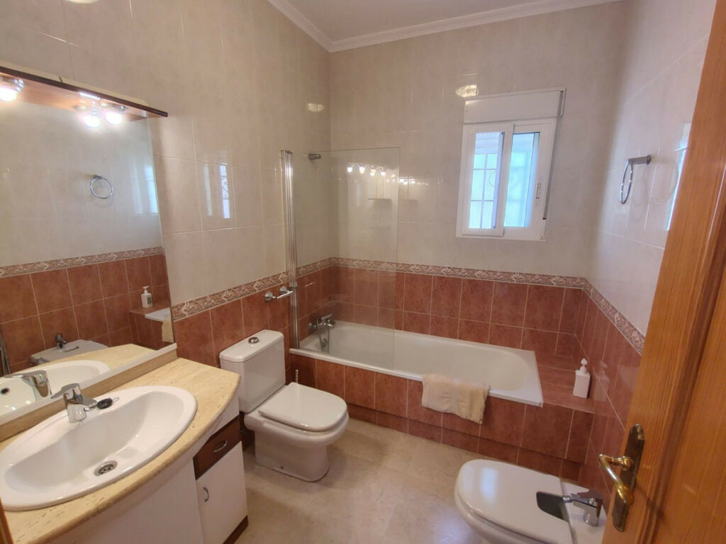 Detached Villa Bigastro Alicante - image 30
