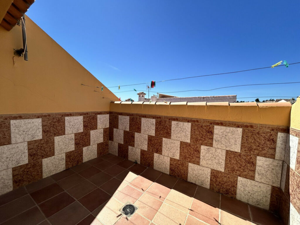Semi-Detached House Fuengirola Málaga - image 32