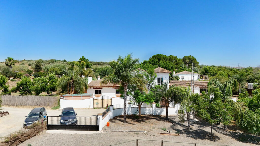 Detached Villa Coín Málaga - image 31