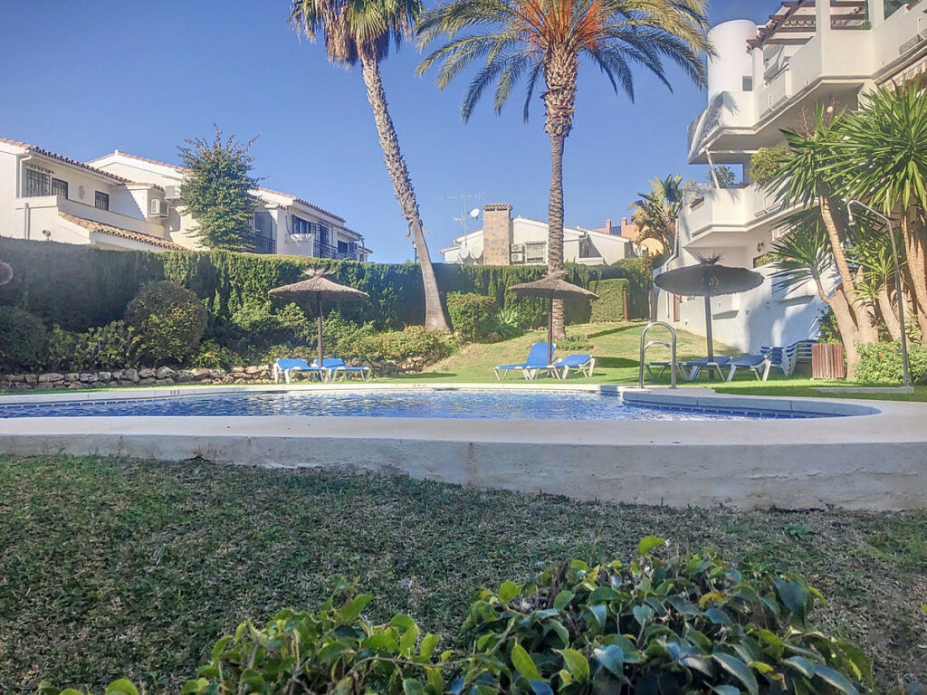 Middle Floor Apartment Bel Air Málaga - image 32