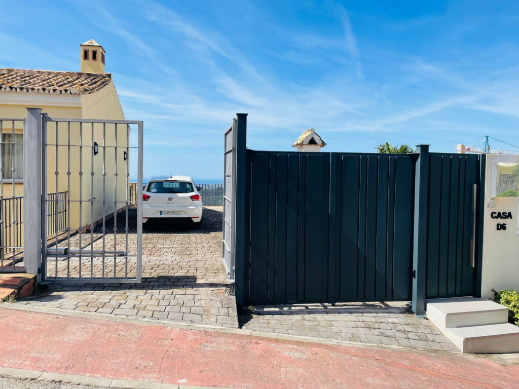 Detached Villa Istán Málaga - image 32