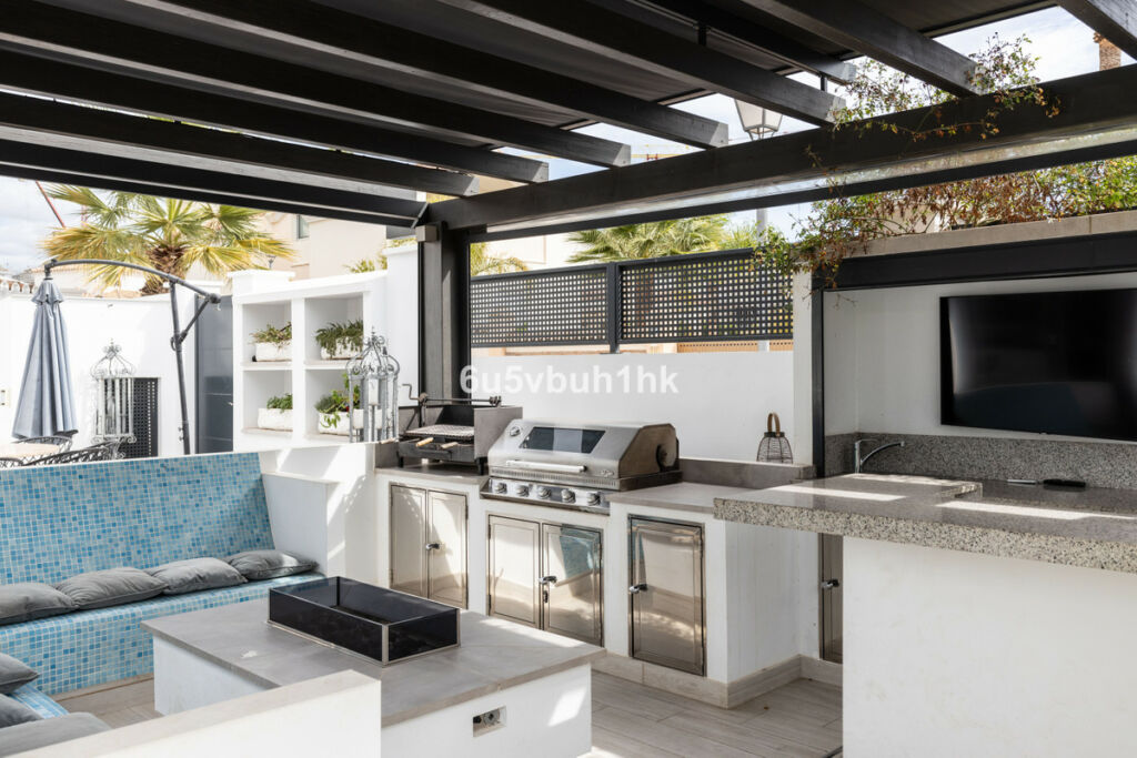 Townhouse El Rosario Málaga - image 32