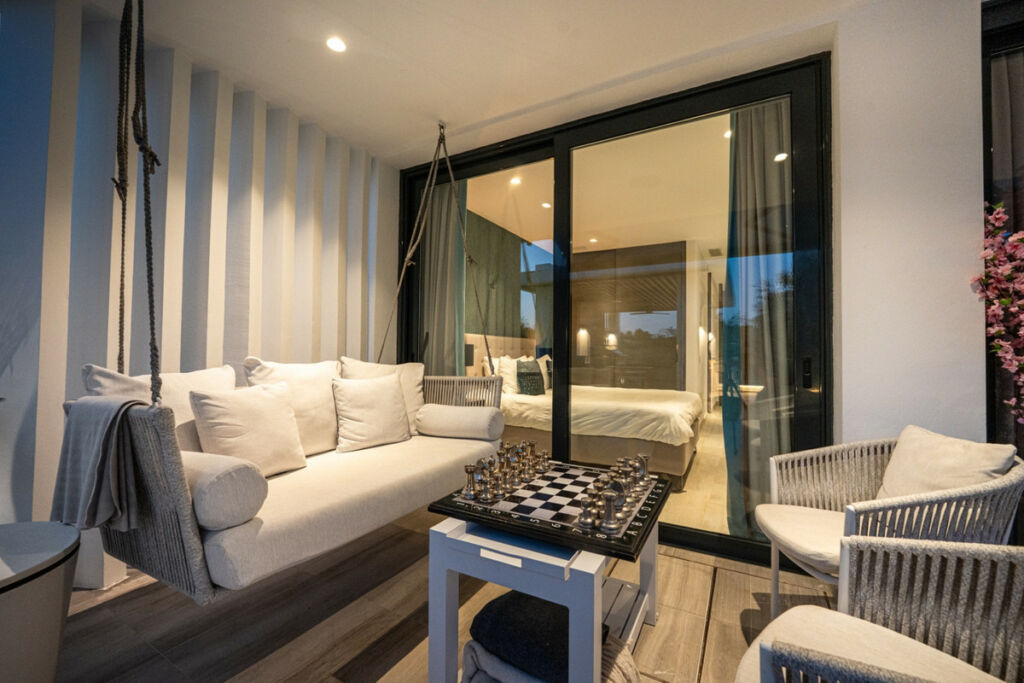 Detached Villa Nueva Andalucía Málaga - image 32