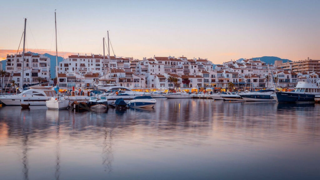 Ground Floor Apartment Puerto Banús Málaga - image 30