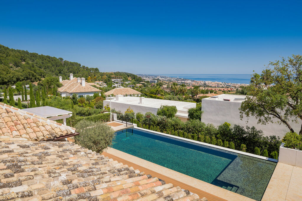Detached Villa The Golden Mile Málaga - image 32