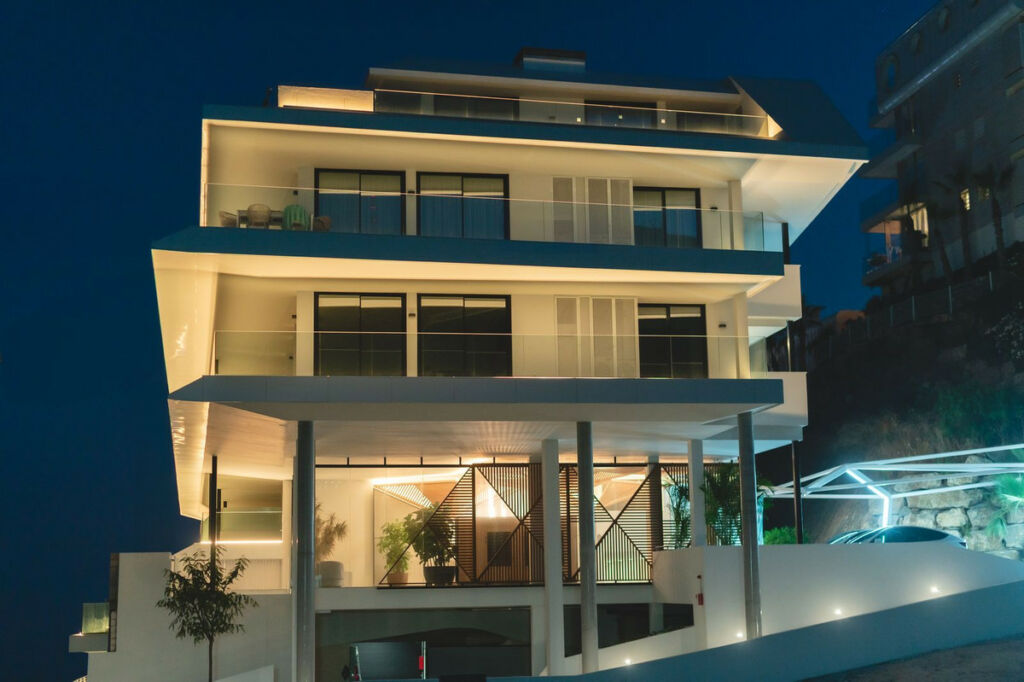 Penthouse Benalmadena Málaga - image 32