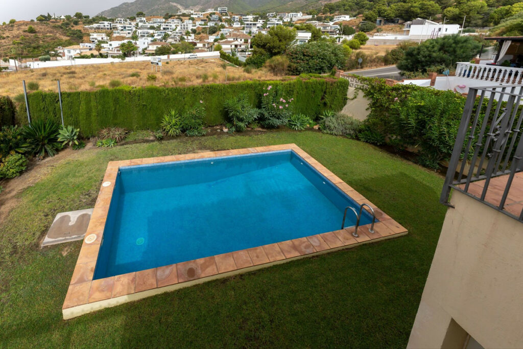 Detached Villa Mijas Málaga - image 32