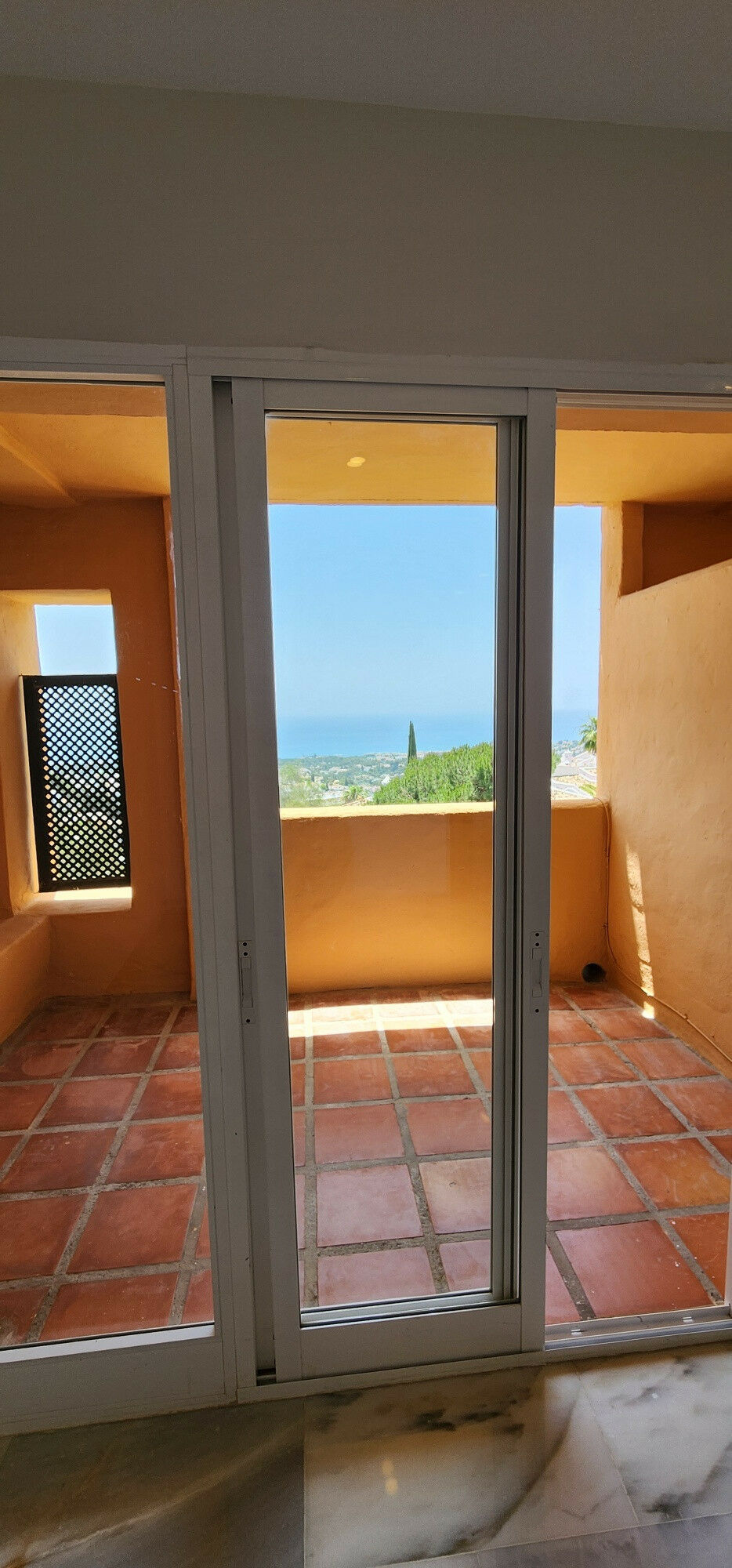 Middle Floor Apartment Calahonda Málaga - image 32