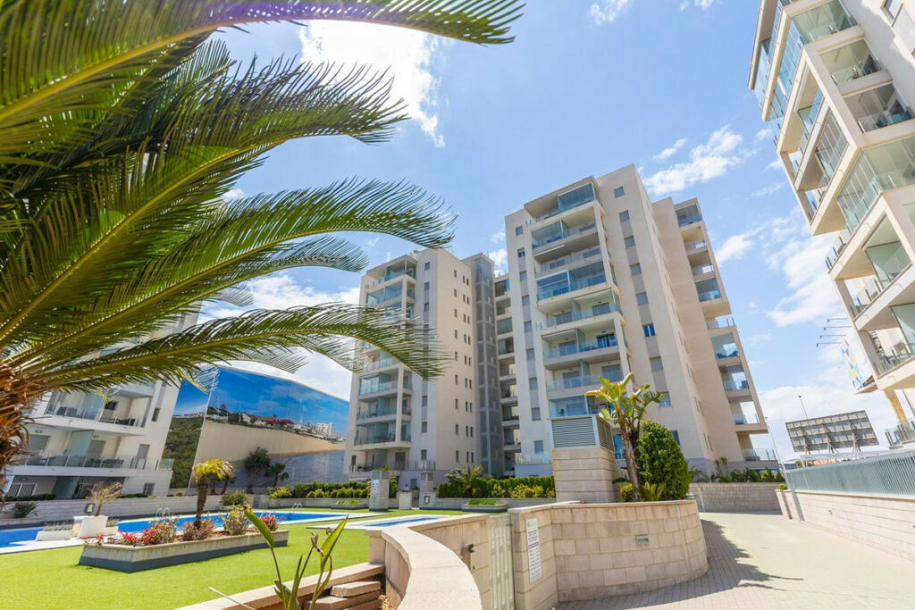 Ground Floor Apartment La Mata Alicante - image 31