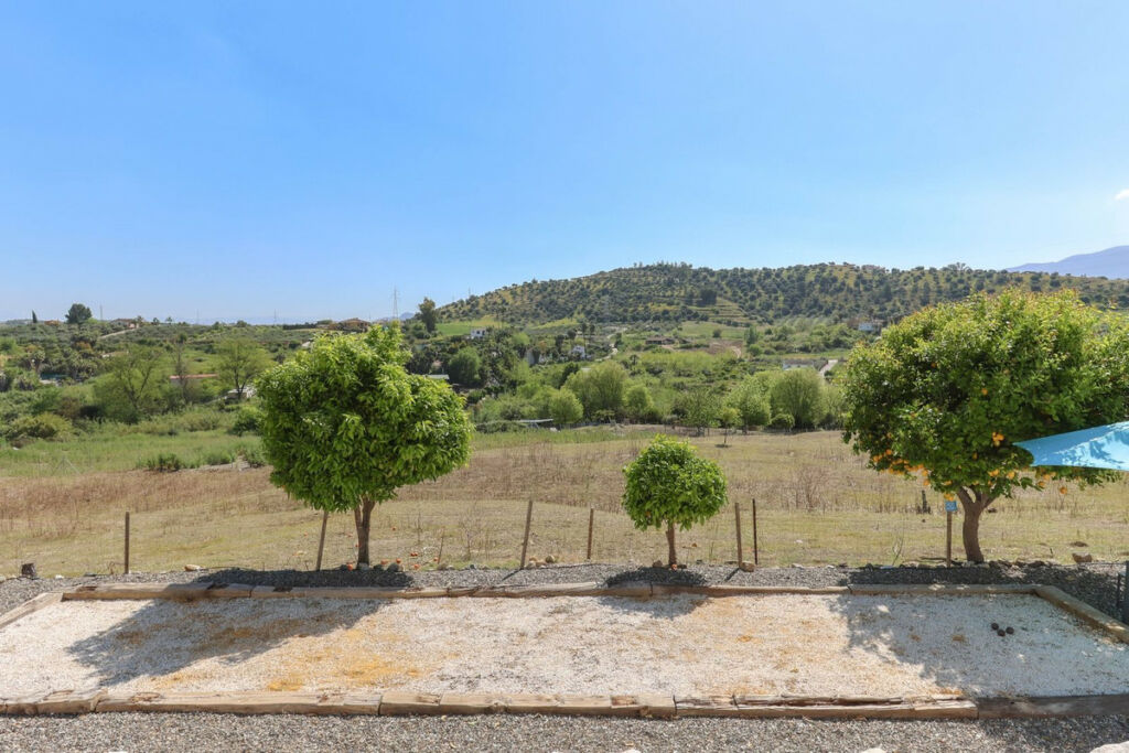 Detached Villa Coín Málaga - image 32