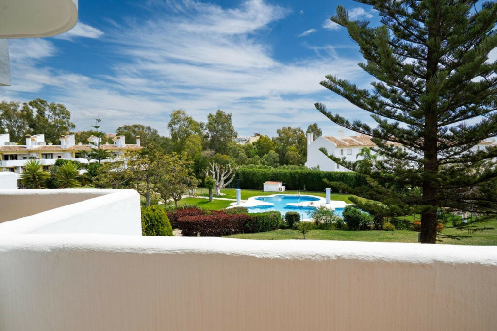 Duplex Calahonda Málaga - image 32