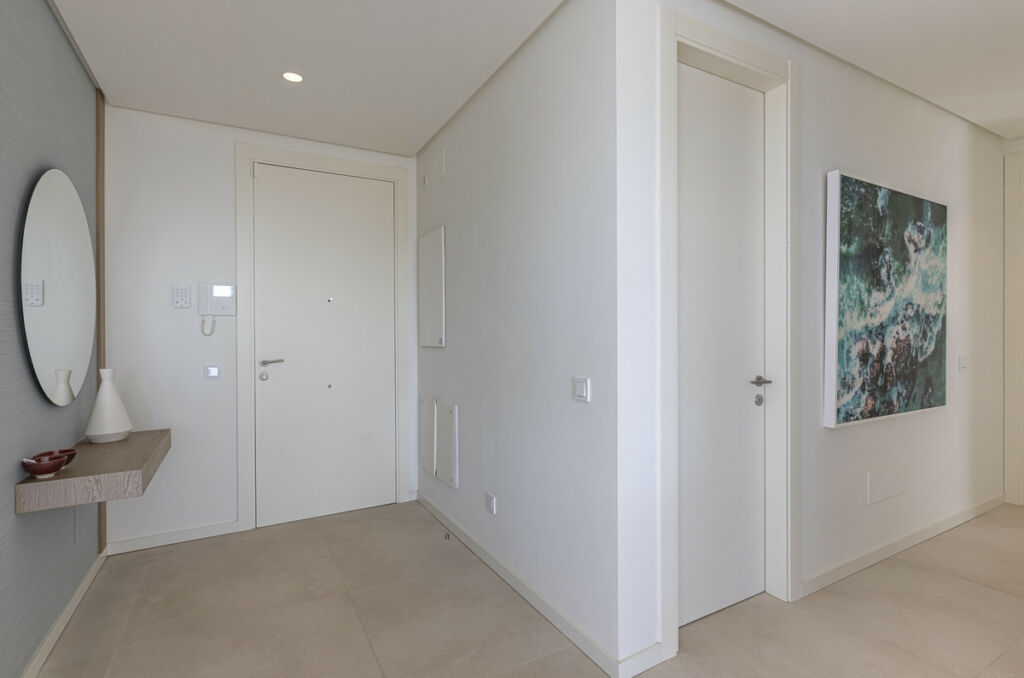 Middle Floor Apartment Benahavís Málaga - image 32