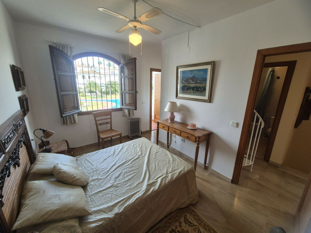 Townhouse Guadalmina Baja Málaga - image 32