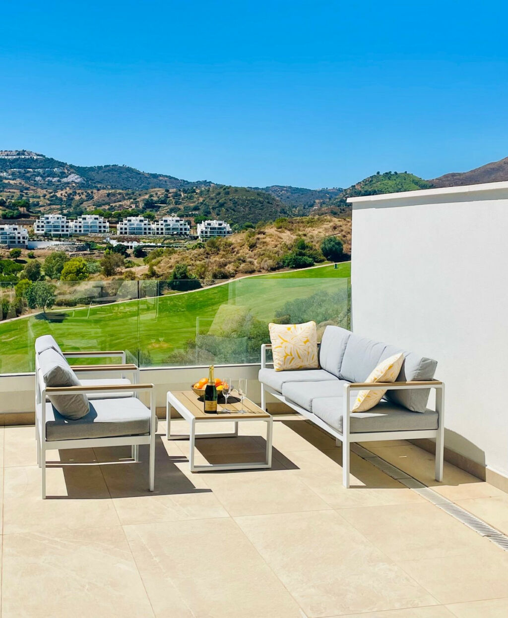 Townhouse La Cala Golf Málaga - image 31