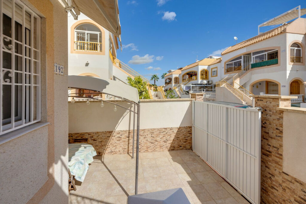 Ground Floor Apartment Torrevieja Alicante - image 33