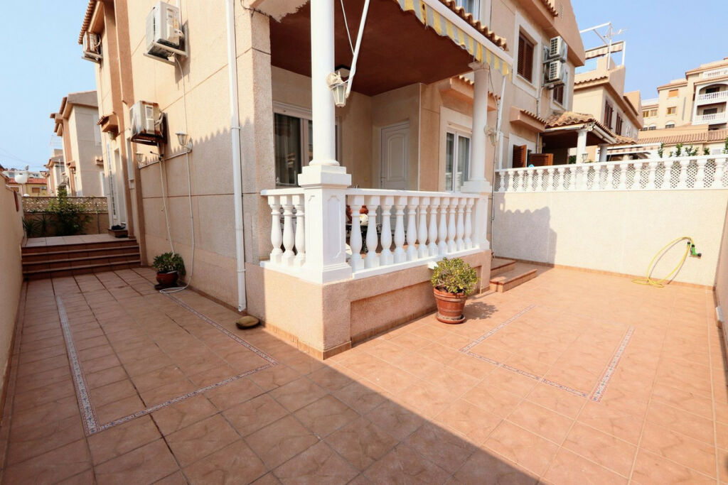 Semi-Detached House Torrevieja Alicante - image 33