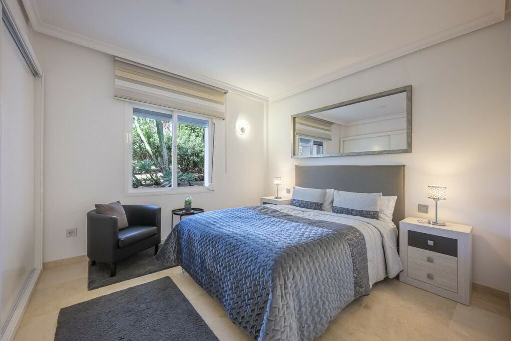 Ground Floor Apartment Estepona Málaga - image 33
