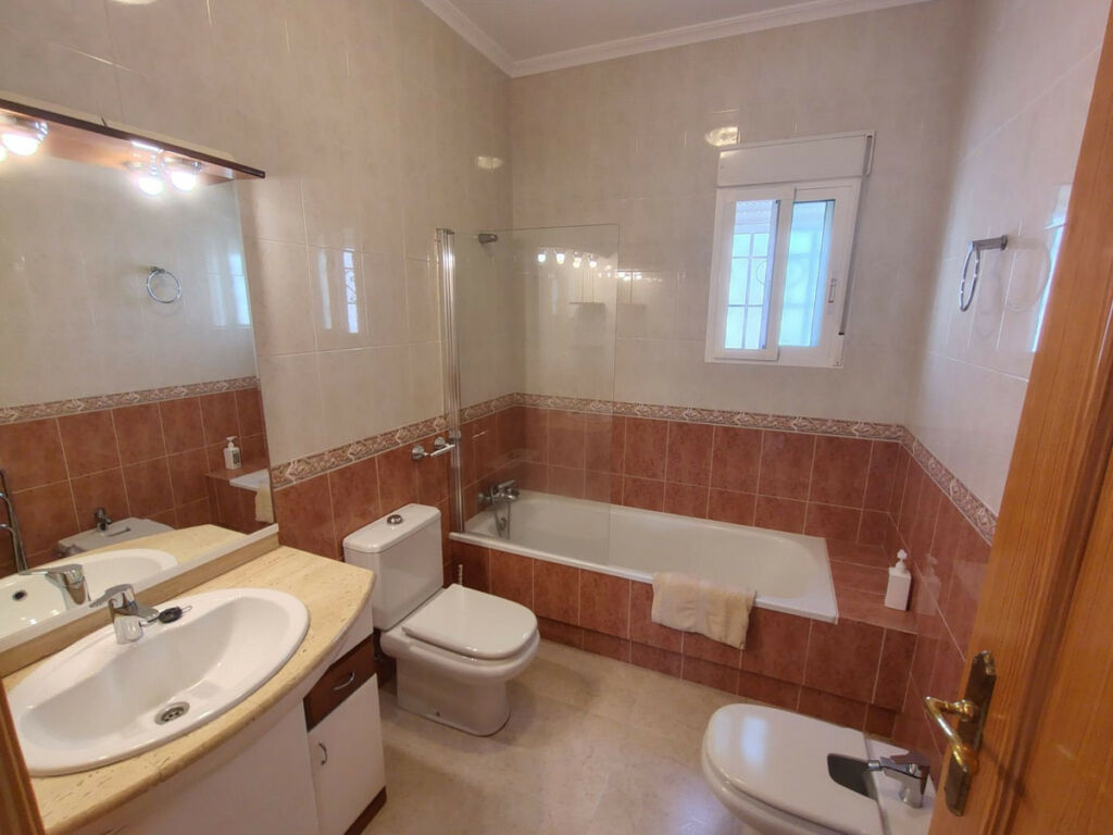 Detached Villa Bigastro Alicante - image 31