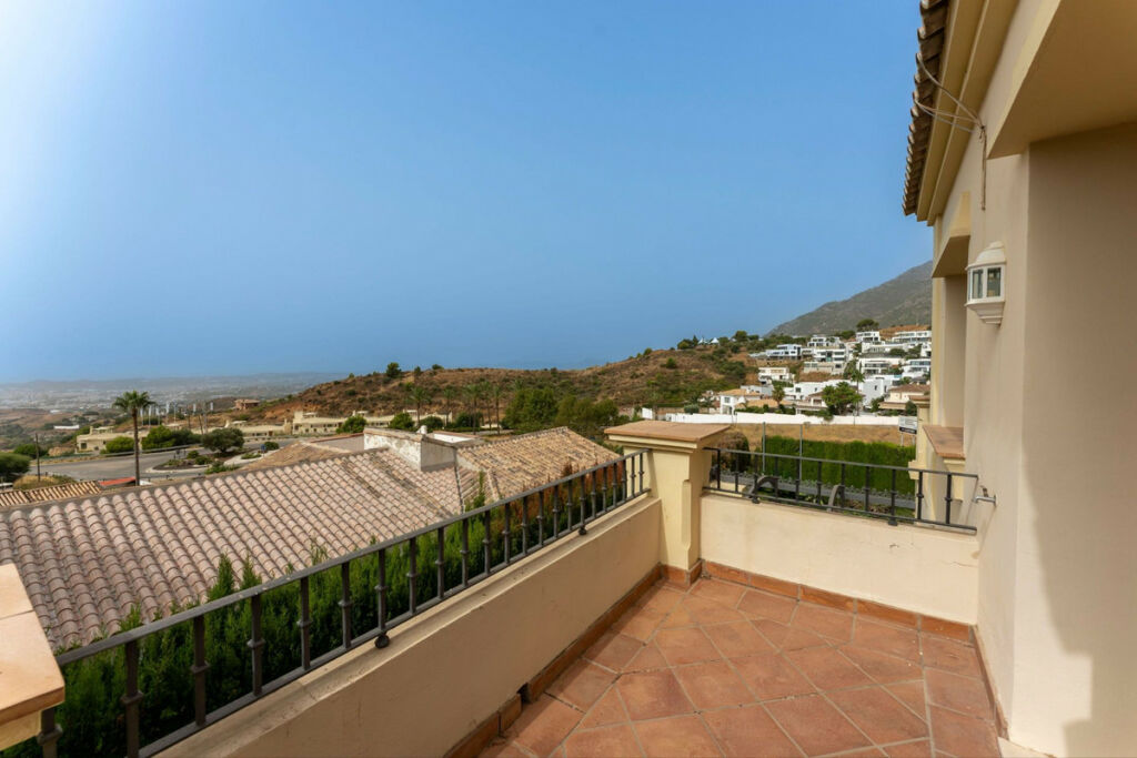 Detached Villa Mijas Málaga - image 33